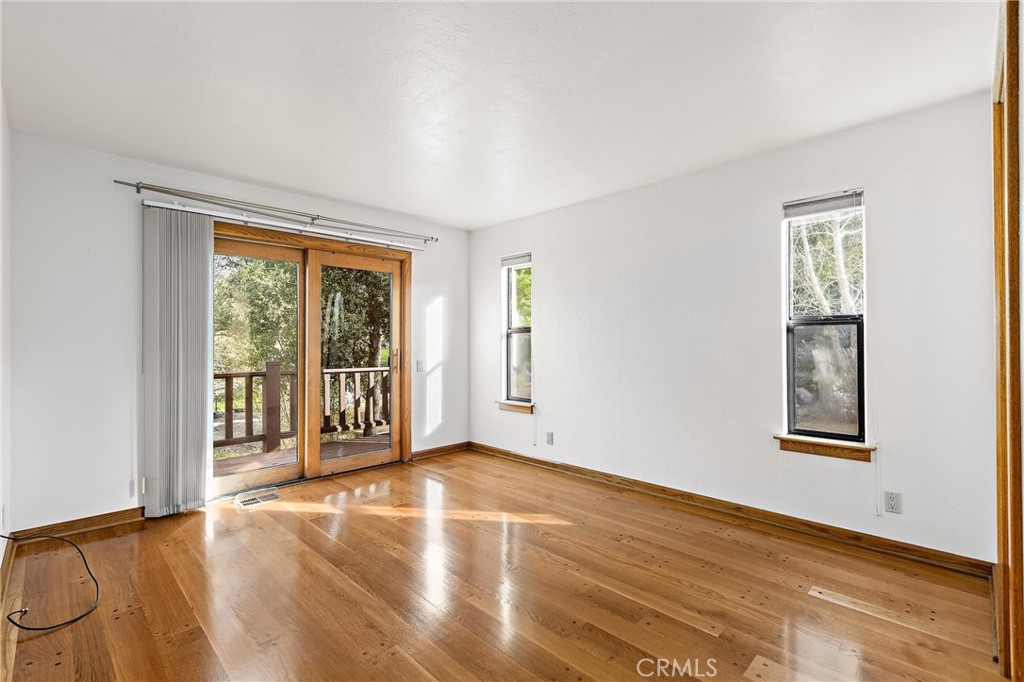 8865 Pino Solo Avenue