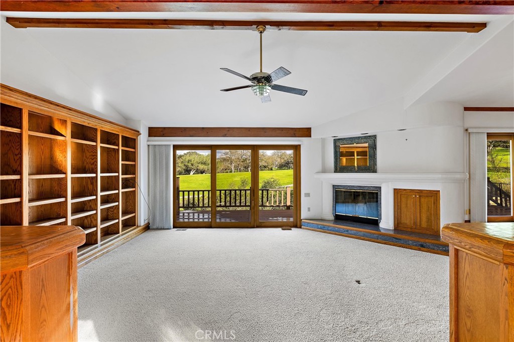 8865 Pino Solo Avenue