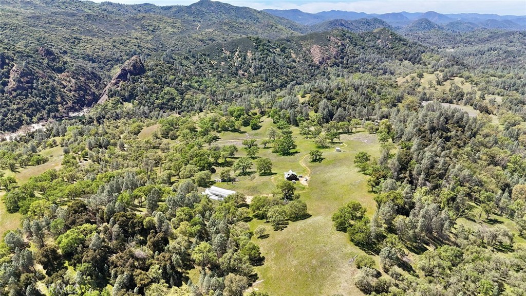 46651 Sapaque Valley