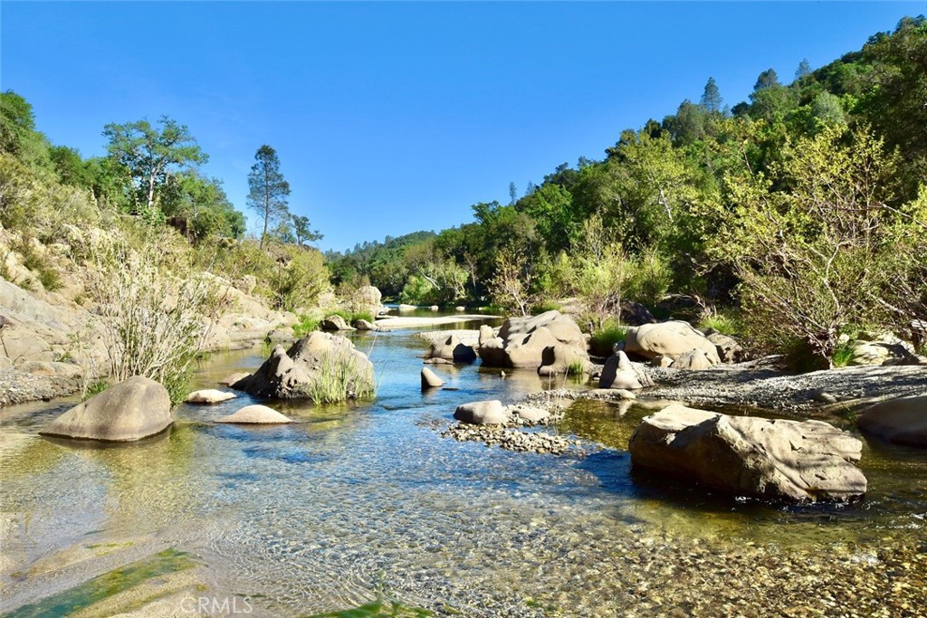 46651 Sapaque Valley