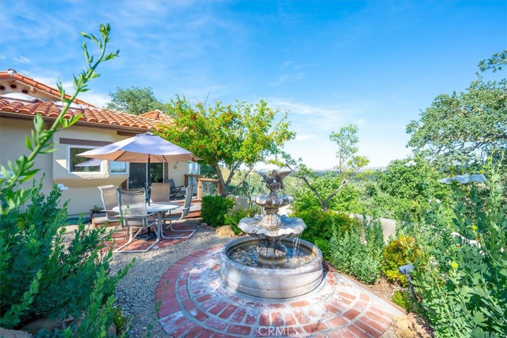 10662 Santa Ana Road