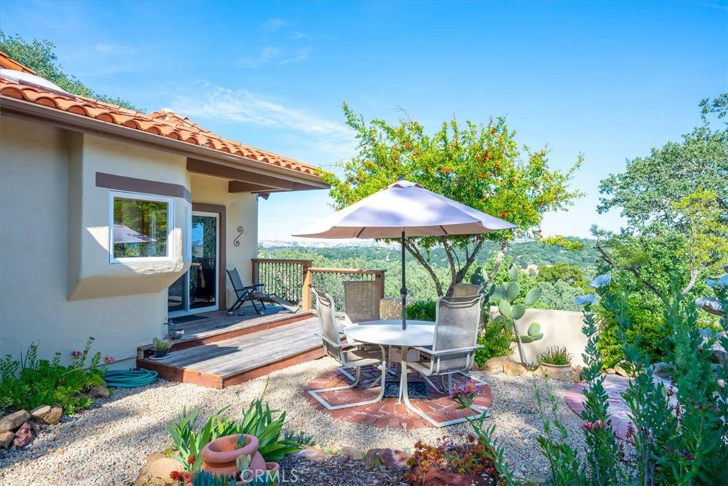 10662 Santa Ana Road
