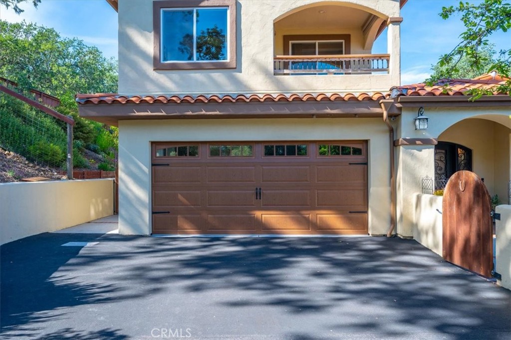10662 Santa Ana Road