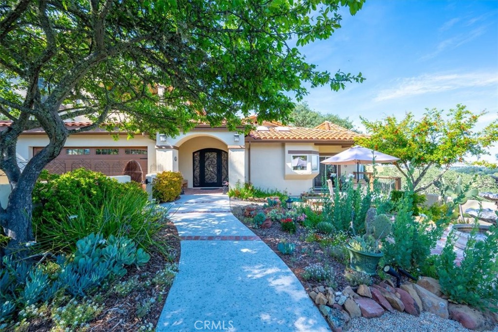 10662 Santa Ana Road