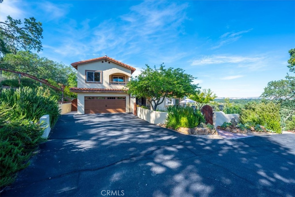 10662 Santa Ana Road