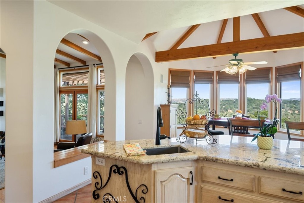 10662 Santa Ana Road