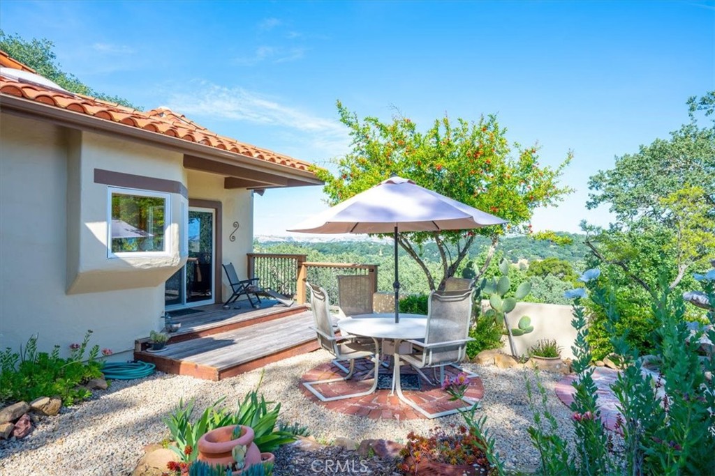 10662 Santa Ana Road