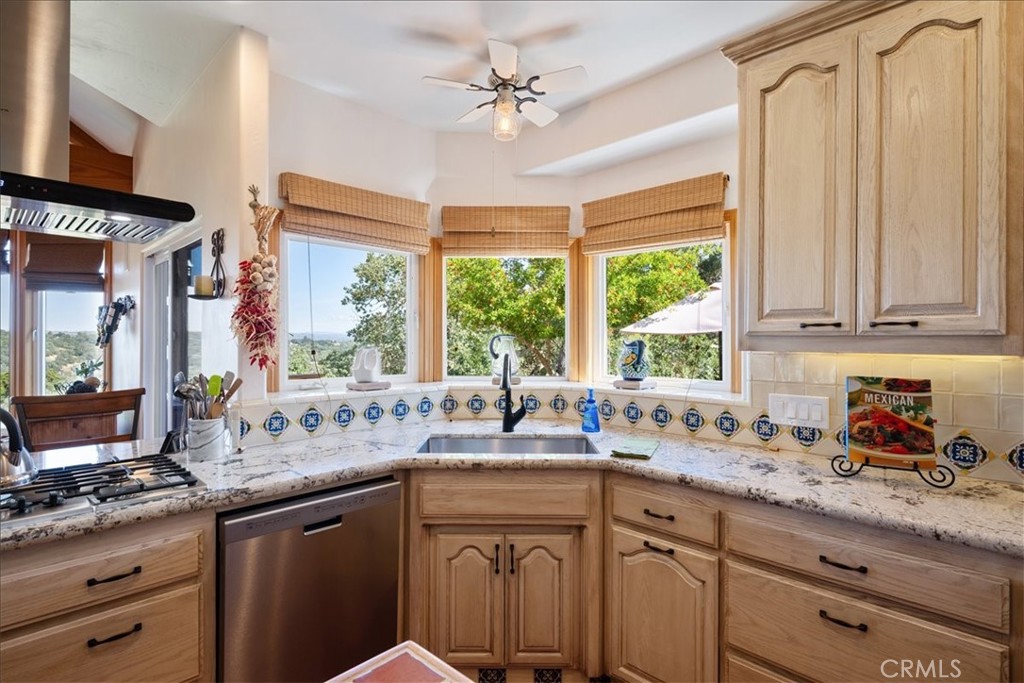 10662 Santa Ana Road