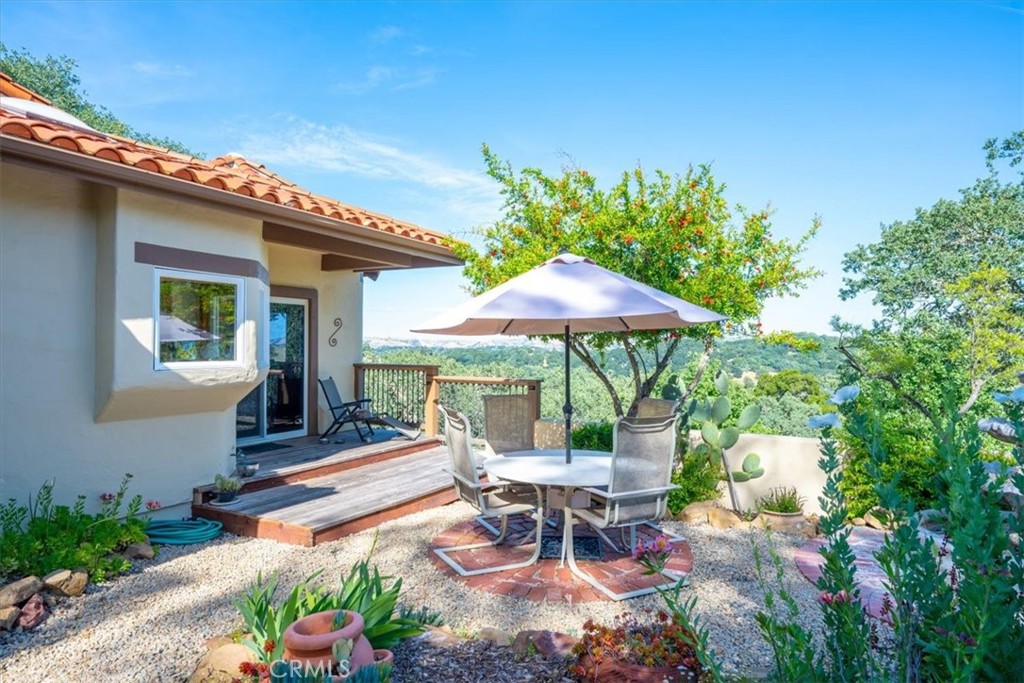 10662 Santa Ana Road