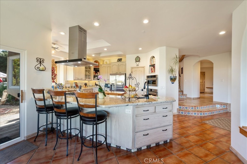 10662 Santa Ana Road