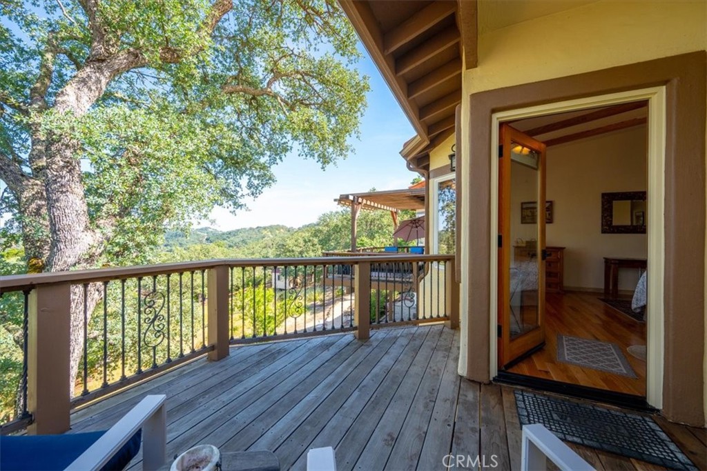 10662 Santa Ana Road