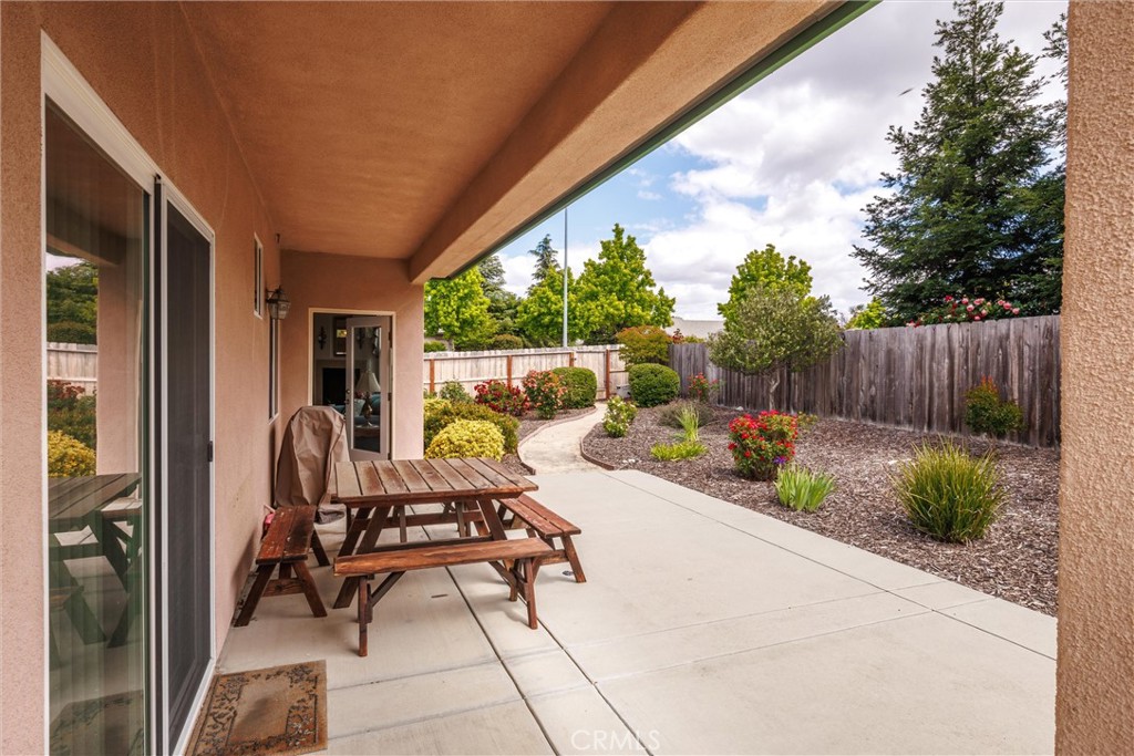 1411 Crown Way