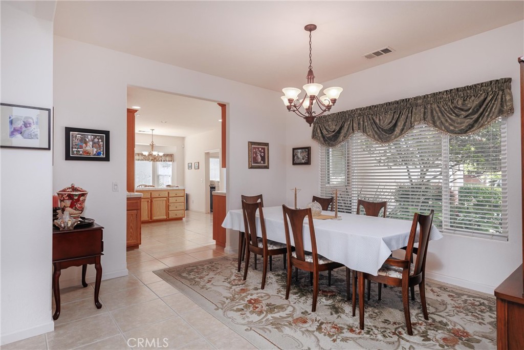 1411 Crown Way