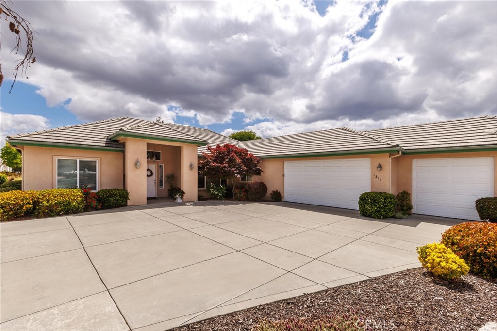 1411 Crown Way