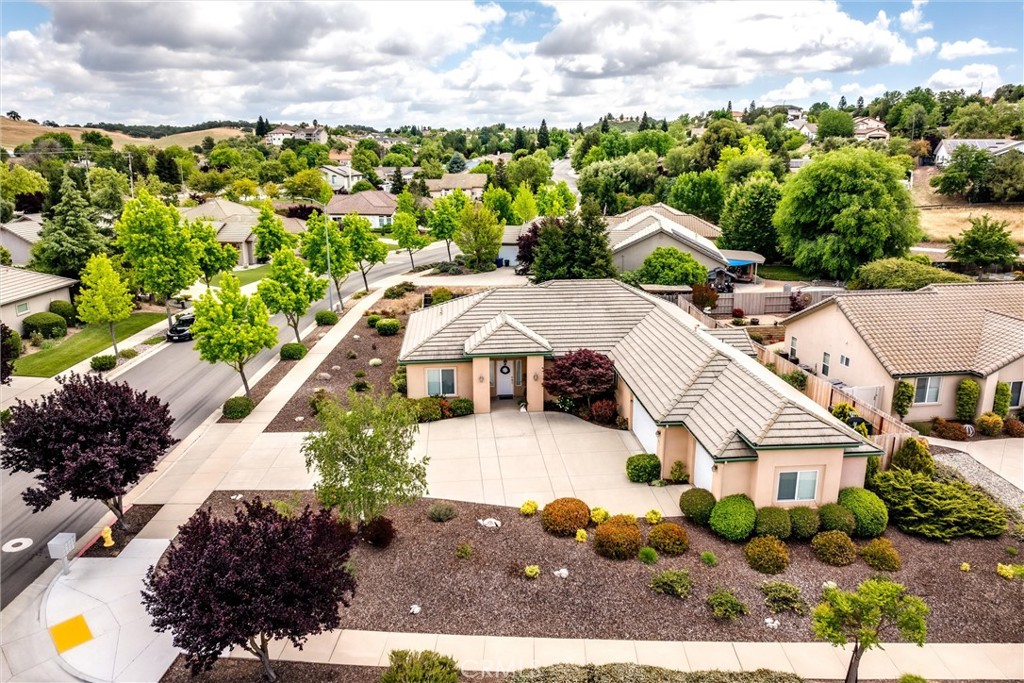 1411 Crown Way