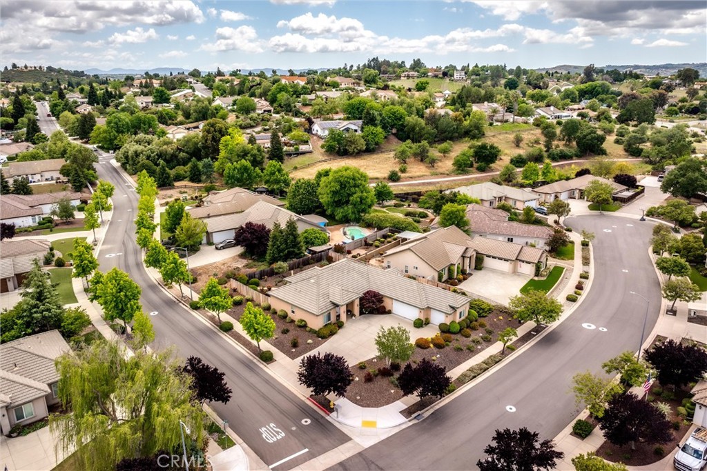 1411 Crown Way