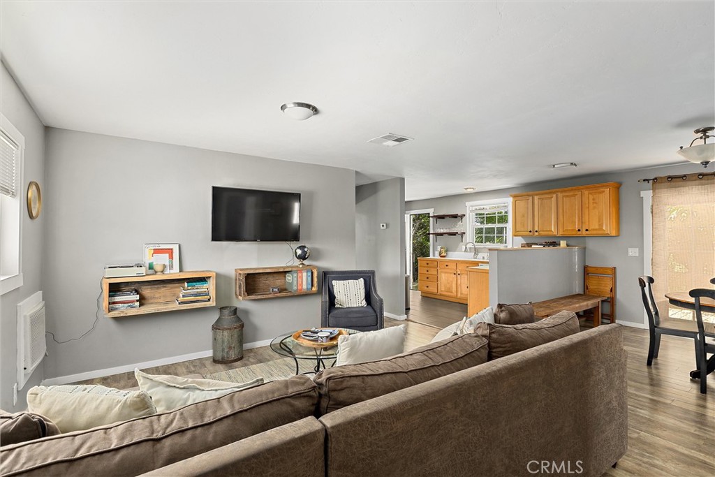 3180 Willow Creek Road