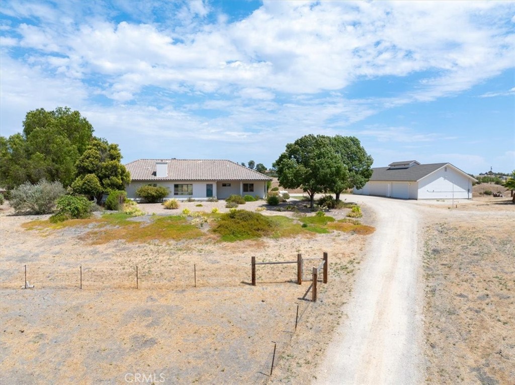6269 Hog Canyon Road