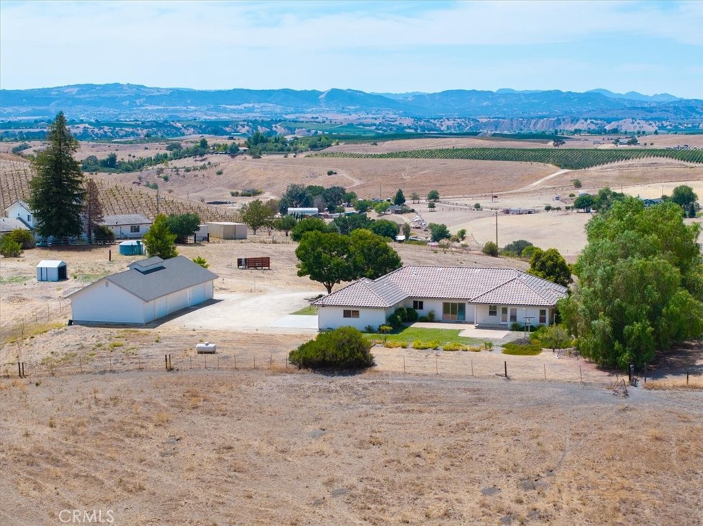 6269 Hog Canyon Road
