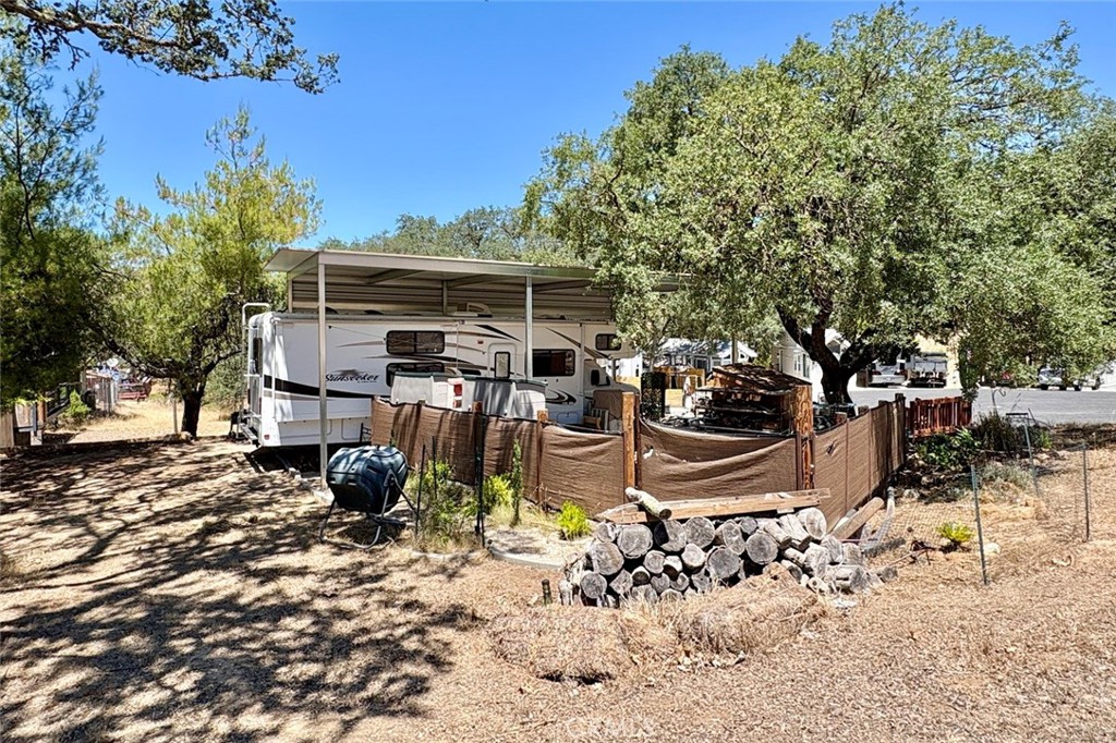 2102 Clamath Court