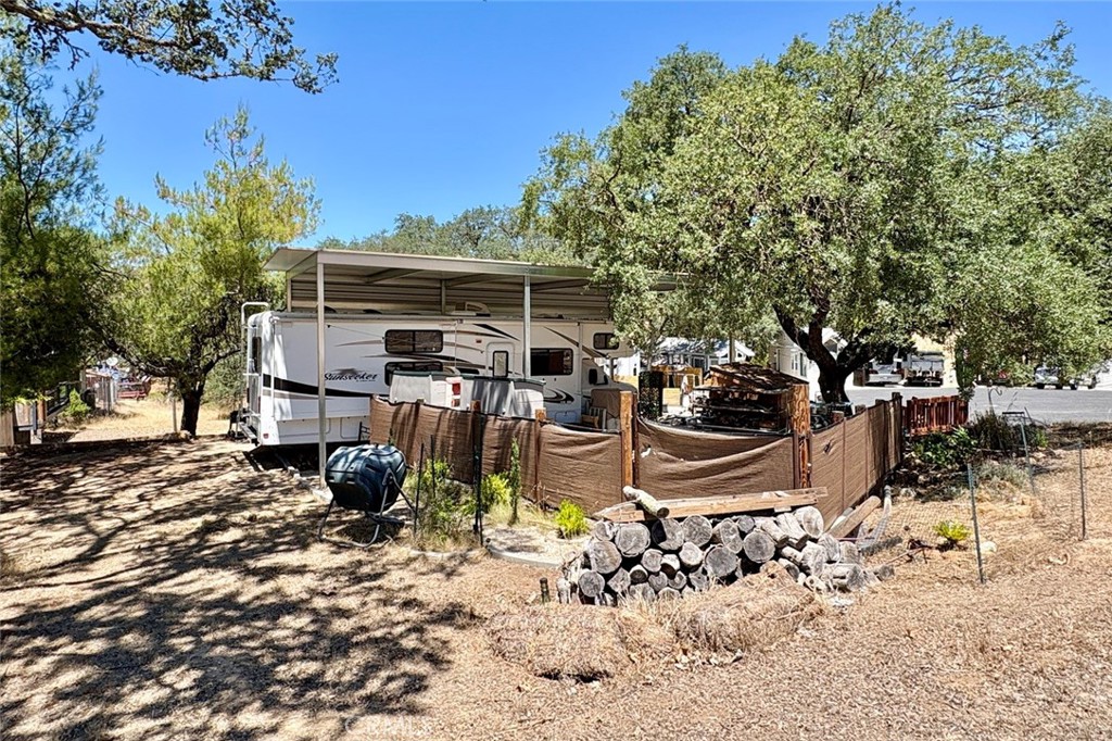2102 Clamath Court