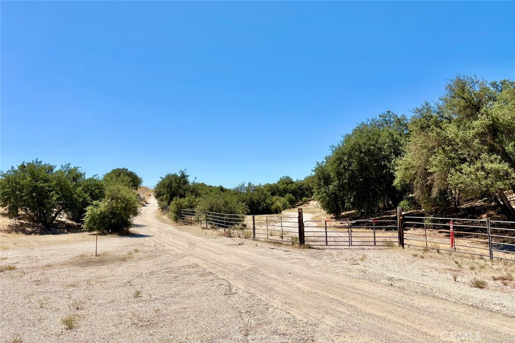 22 Martinez Road