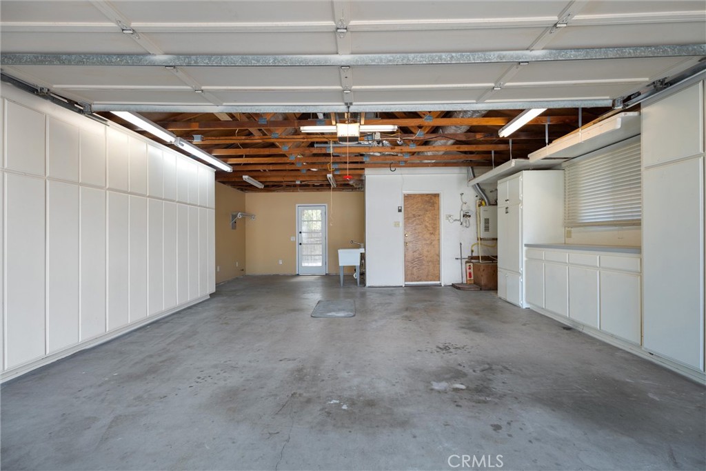1523 Country Club Drive