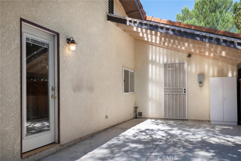 1523 Country Club Drive