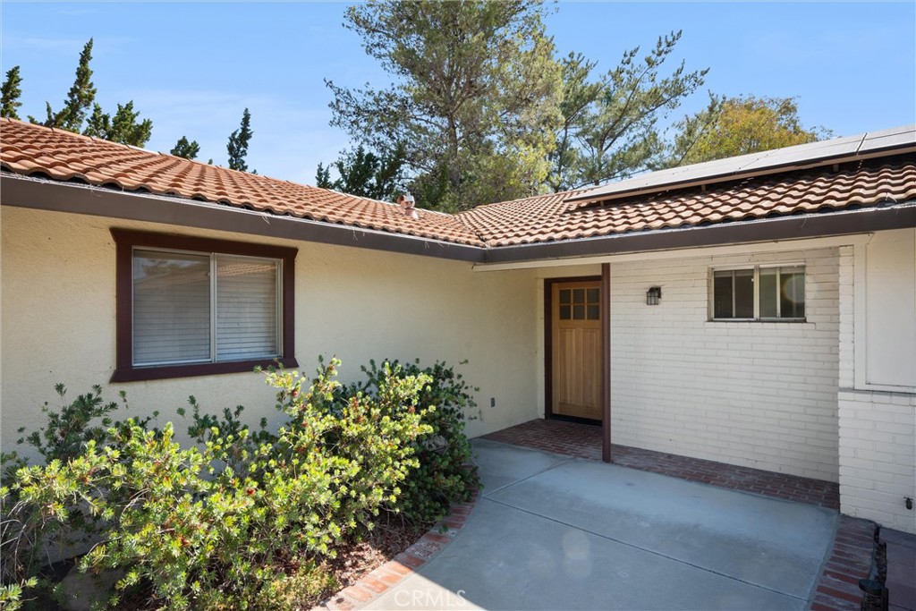 1523 Country Club Drive