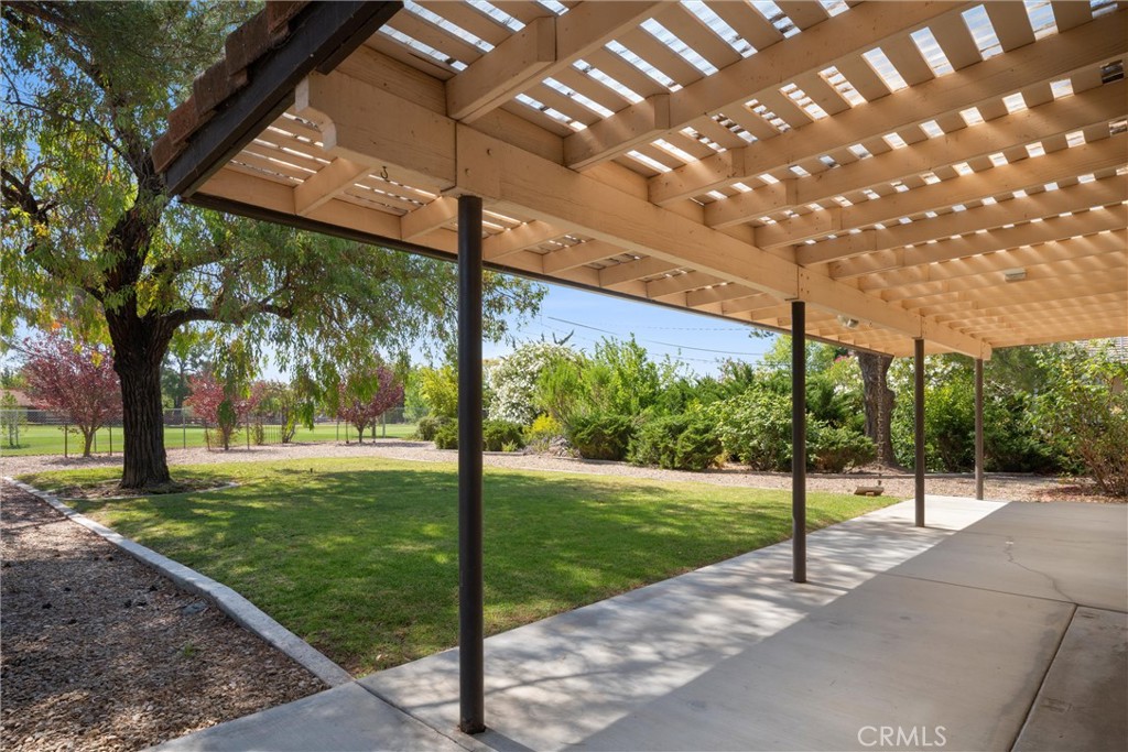 1523 Country Club Drive