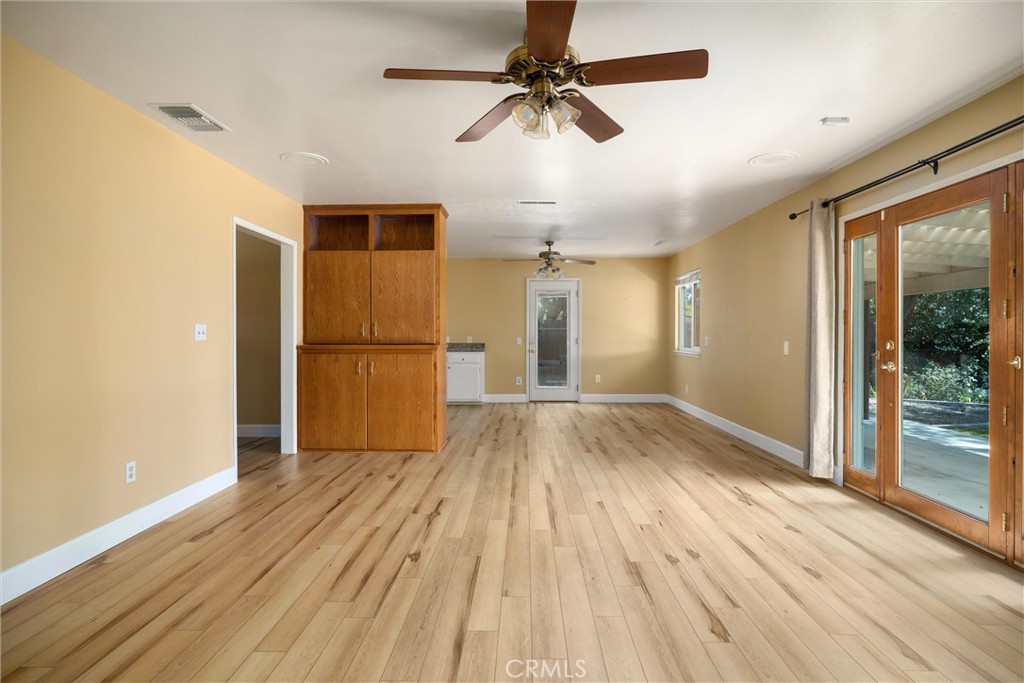 1523 Country Club Drive