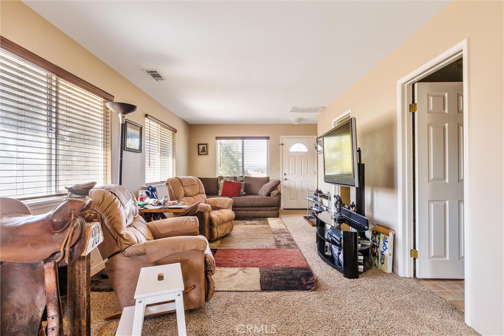 1220 Pina Selva Place