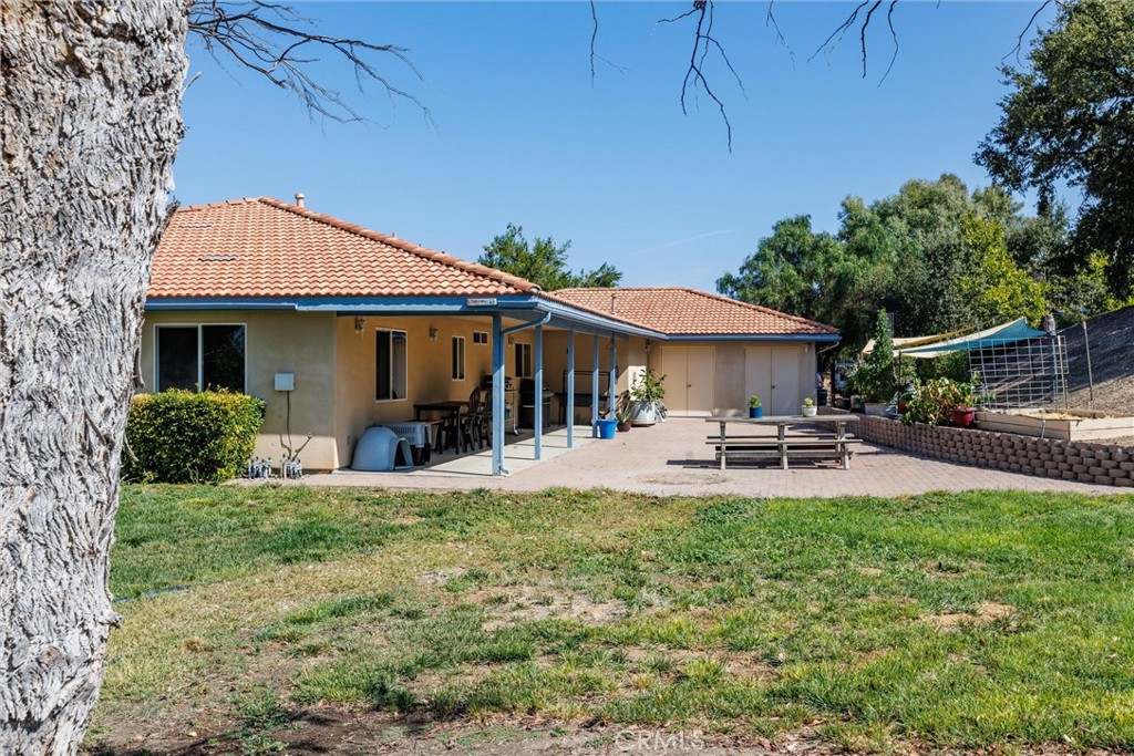 1220 Pina Selva Place