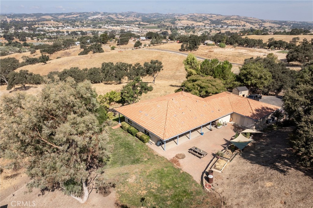 1220 Pina Selva Place