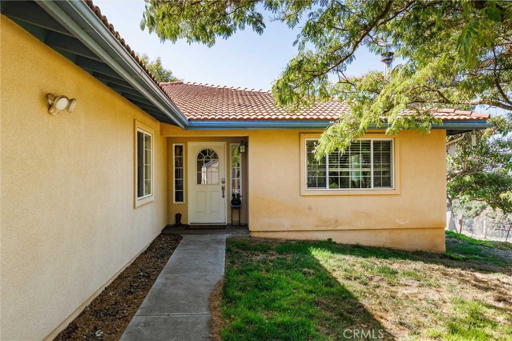 1220 Pina Selva Place
