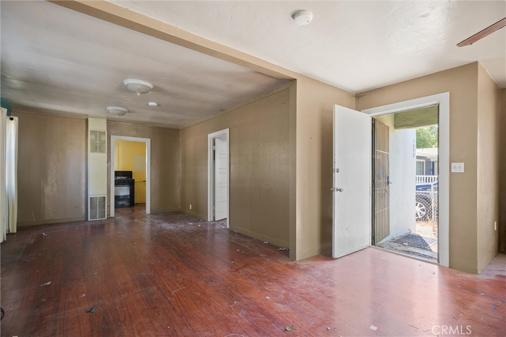 1470 Bonita Place