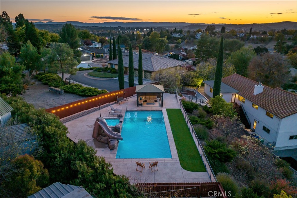 1029 Vista Grande Street