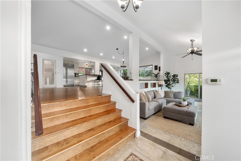 1029 Vista Grande Street