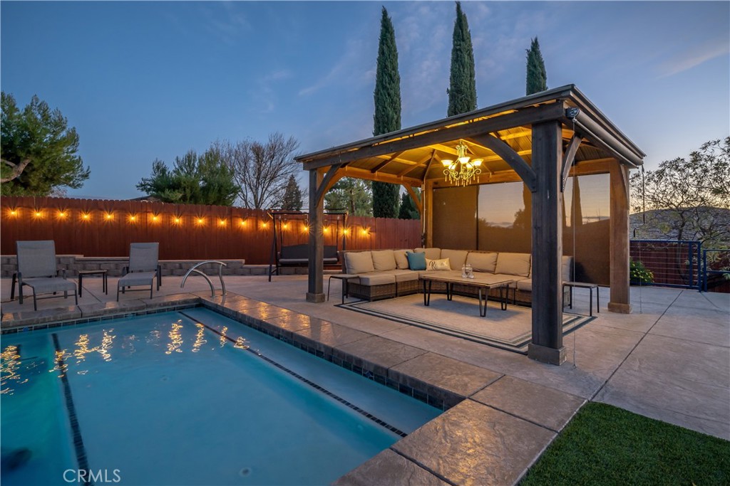 1029 Vista Grande Street