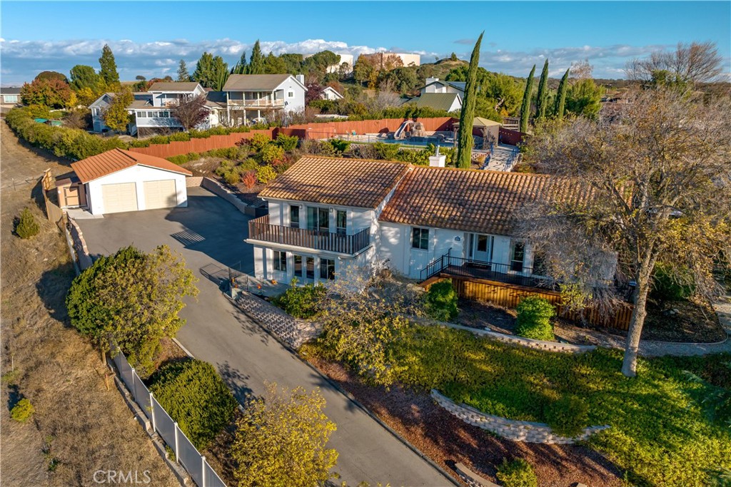 1029 Vista Grande Street