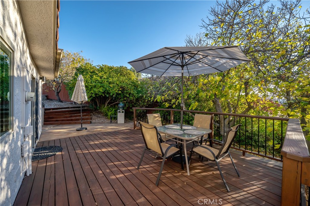 1029 Vista Grande Street