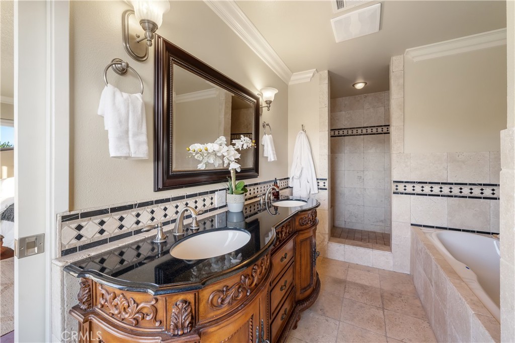 1029 Vista Grande Street