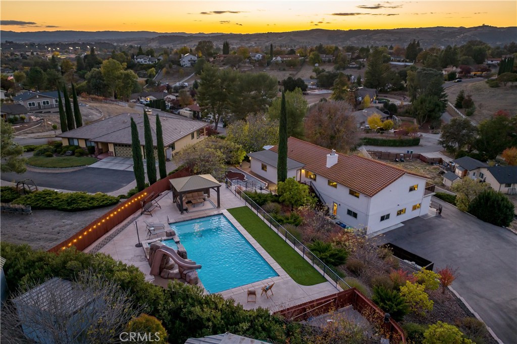 1029 Vista Grande Street