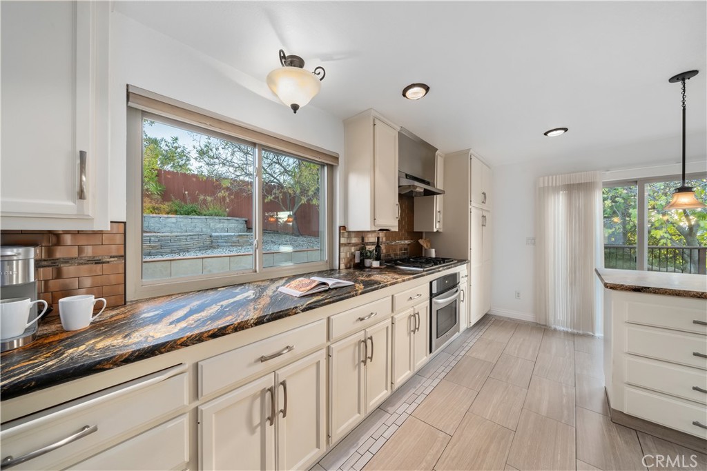 1029 Vista Grande Street