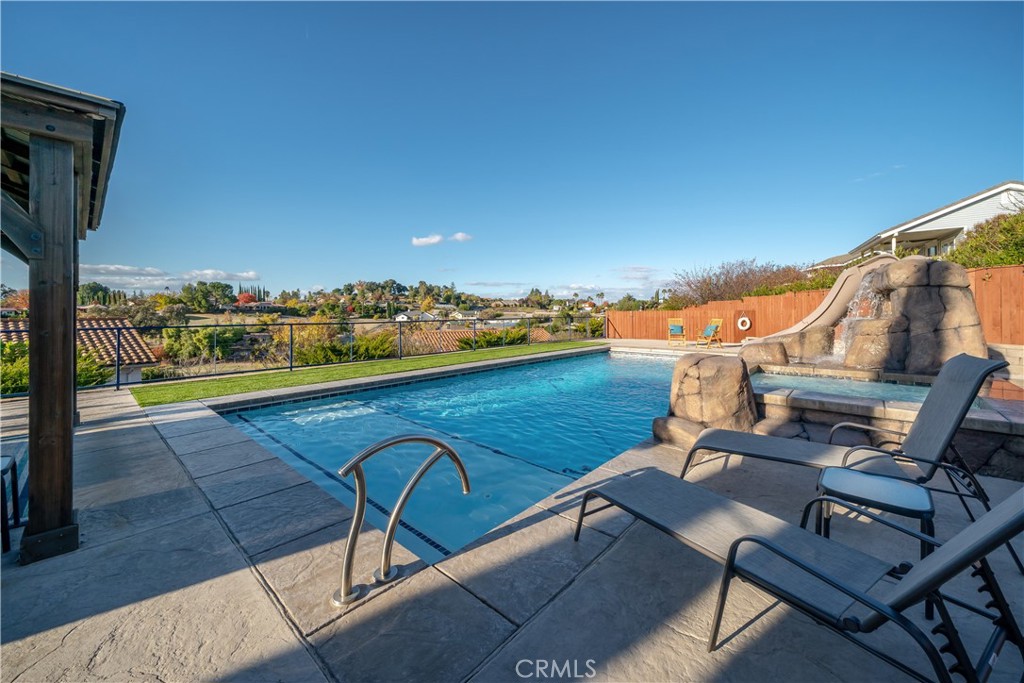 1029 Vista Grande Street