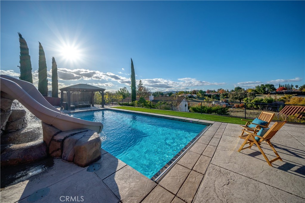 1029 Vista Grande Street