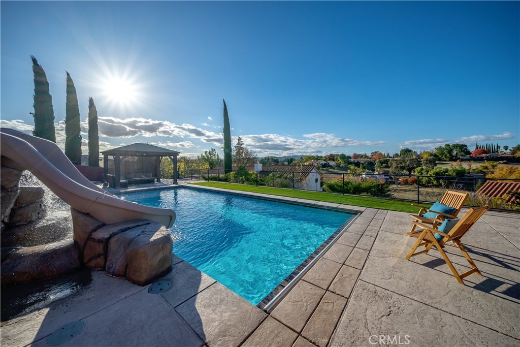 1029 Vista Grande Street