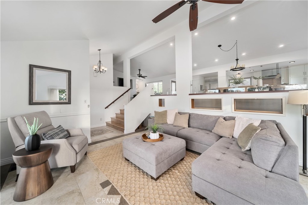 1029 Vista Grande Street