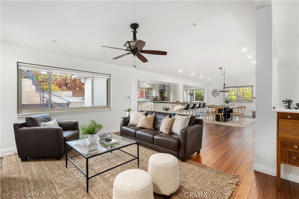 1029 Vista Grande Street