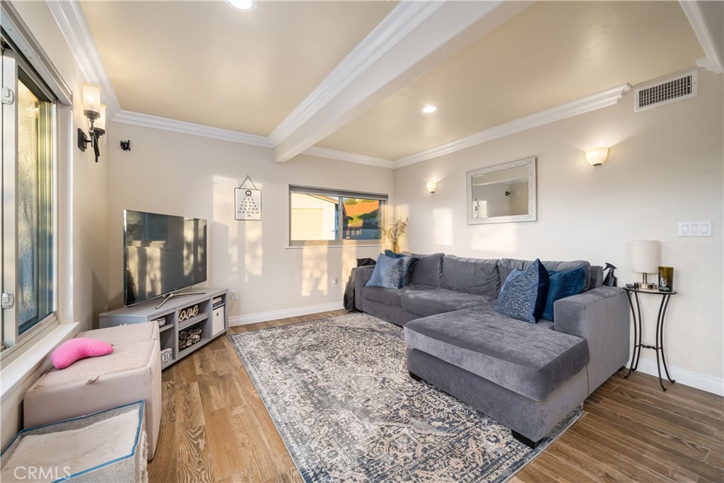 1029 Vista Grande Street